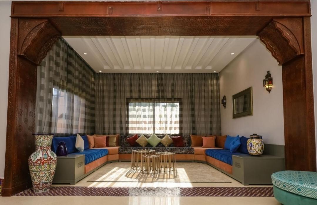 Villa Jolie Modern Contemporain 4